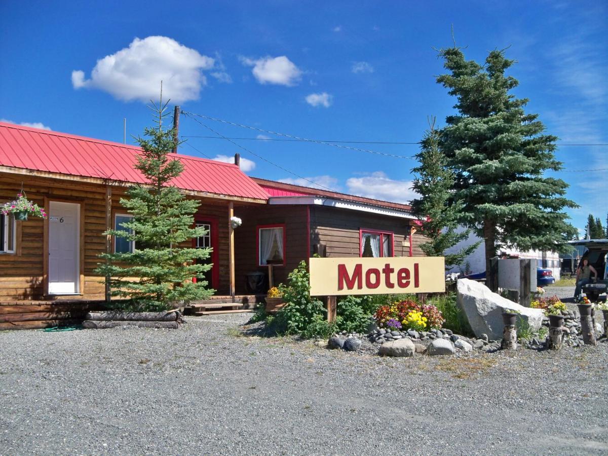 Stardust Motel Haines Junction Buitenkant foto